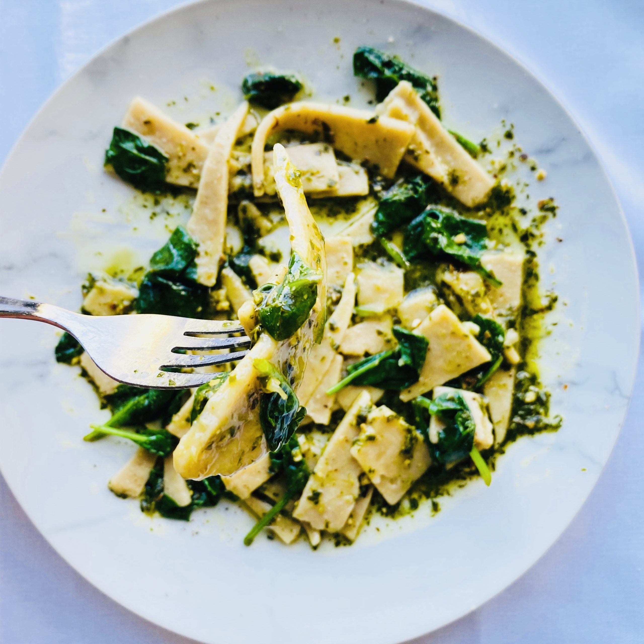 Cauliflower Pasta with Baby Spinach, Pesto & Lemon (GlutenFree